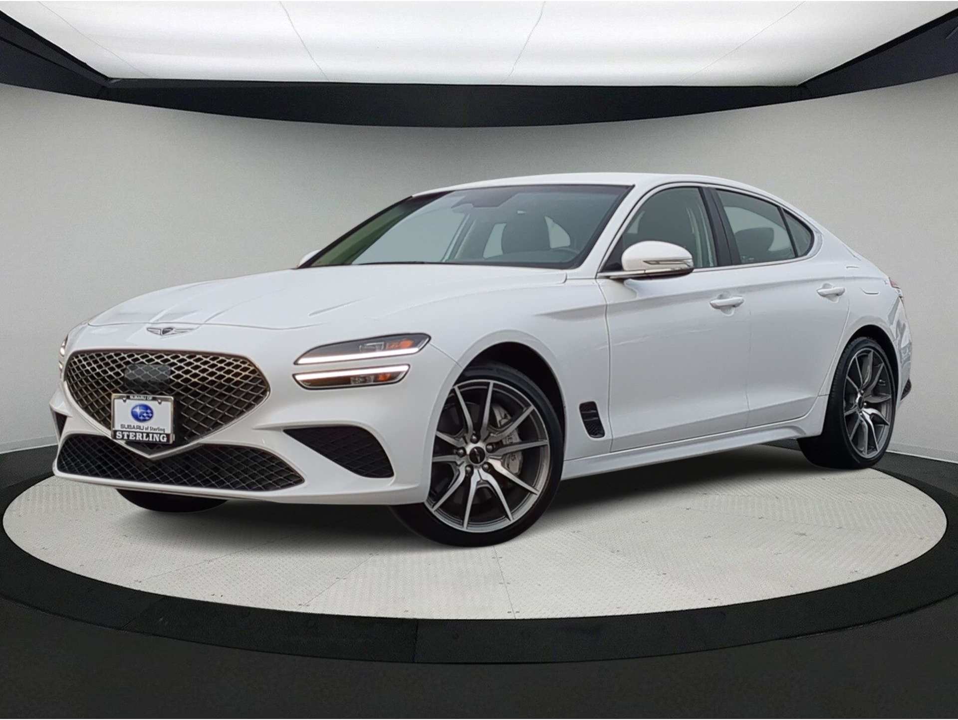2024 GENESIS G70 Standard's photo