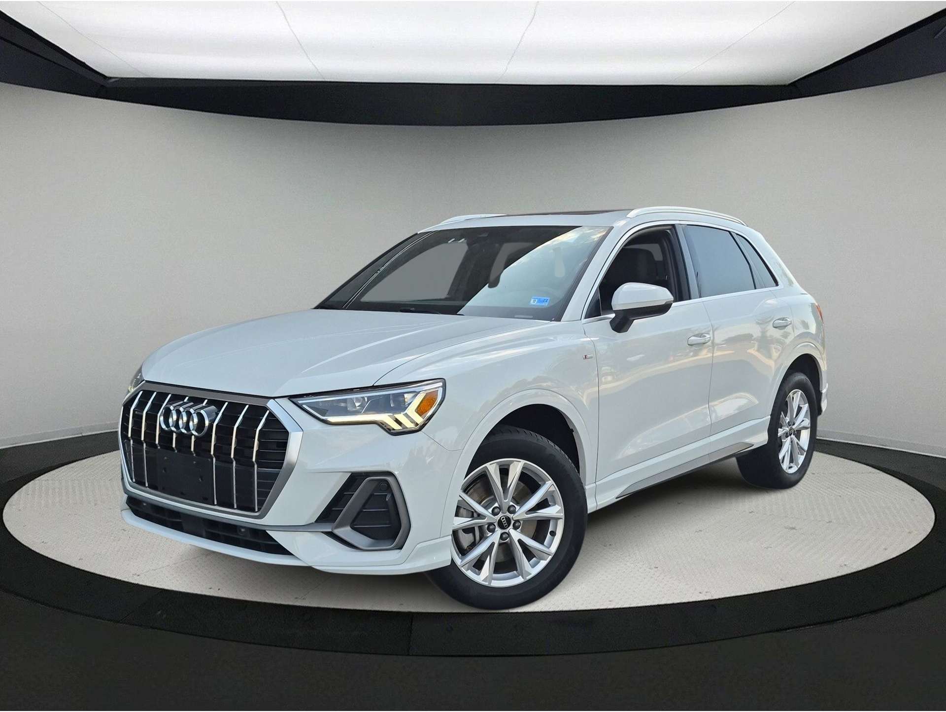 2023 Audi Q3