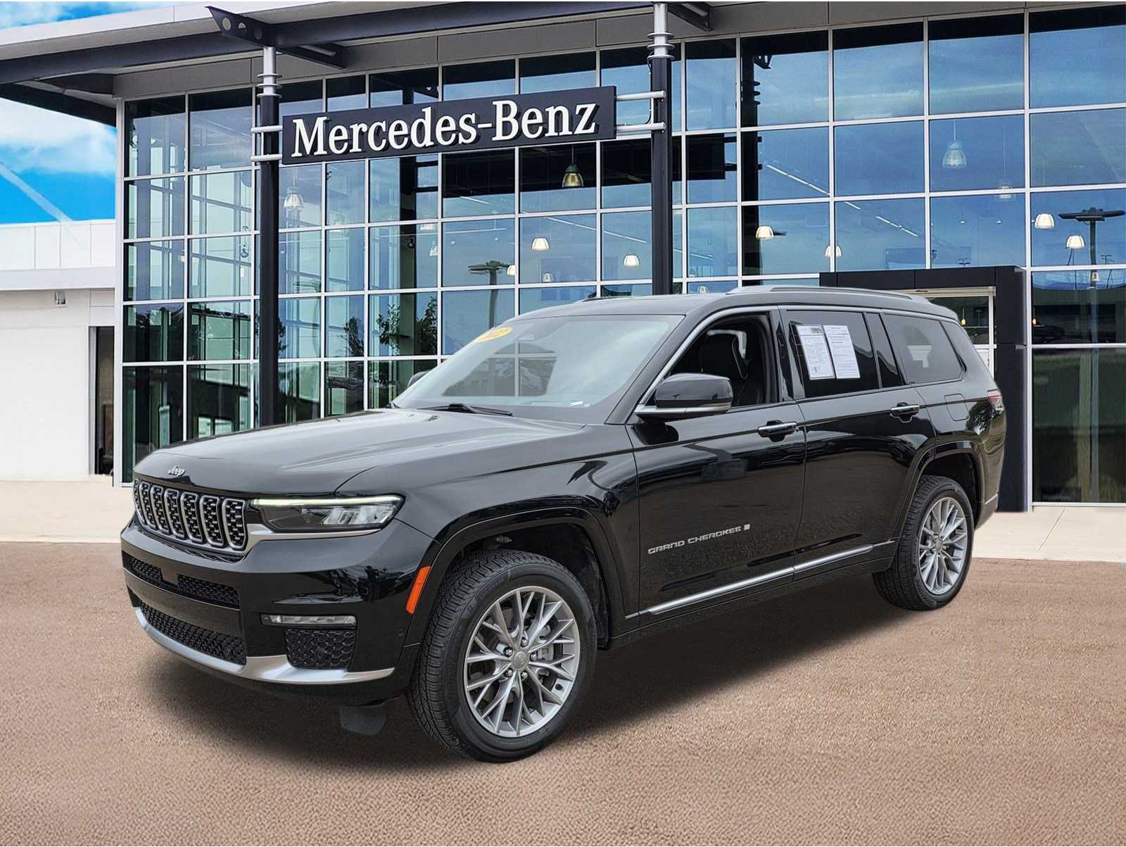 2022 Jeep Grand Cherokee L Summit's photo