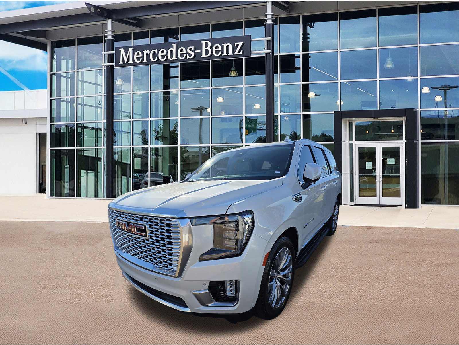 2023 GMC Yukon Denali's photo