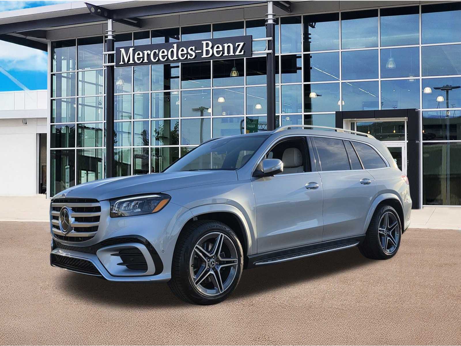 2025 Mercedes-Benz GLS Base's photo