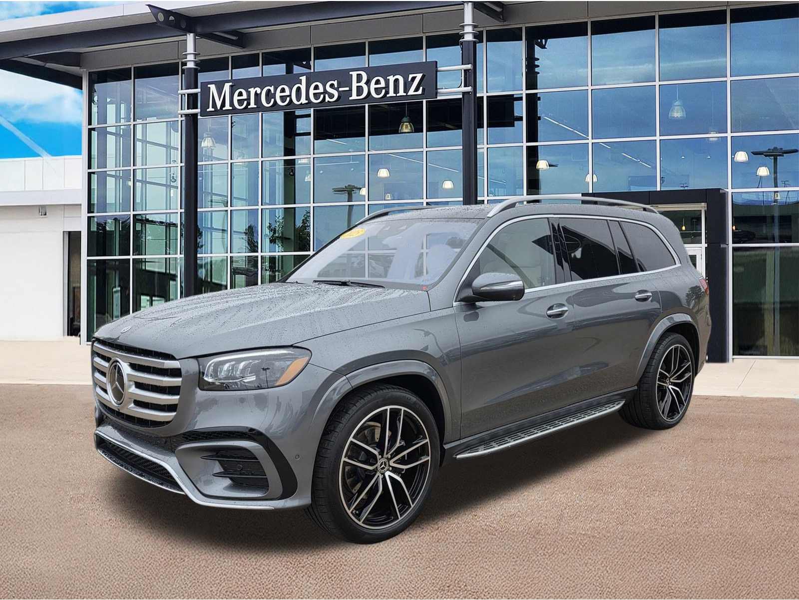 2025 Mercedes-Benz GLS Base's photo