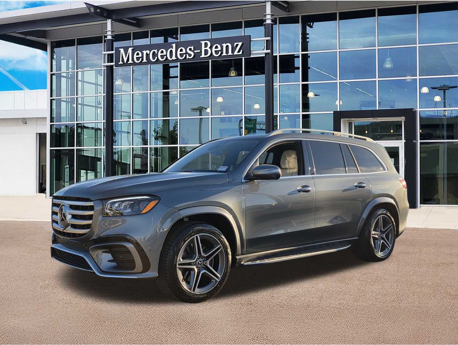 2025 Mercedes-Benz GLS Base's photo