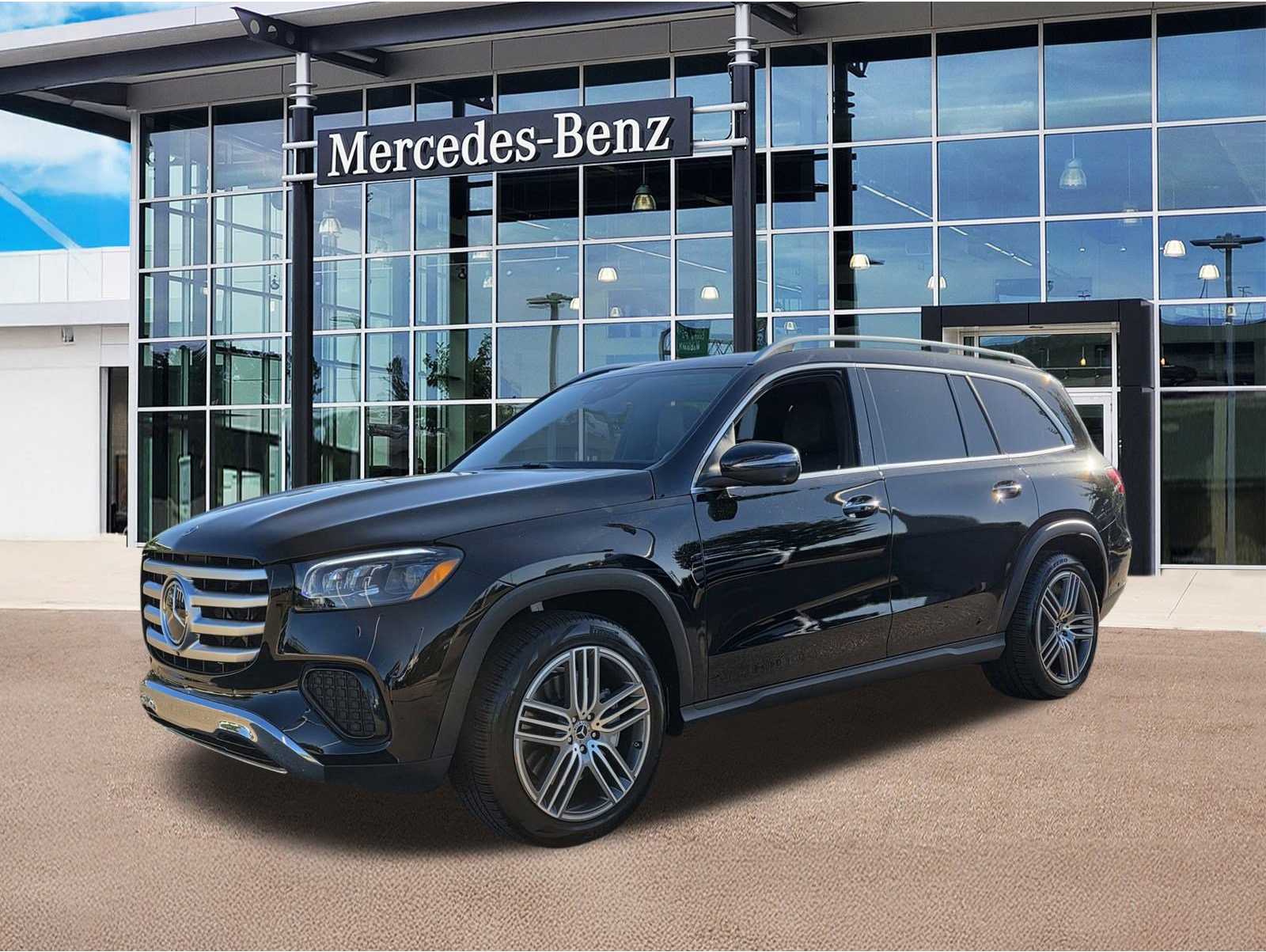 2025 Mercedes-Benz GLS Base's photo