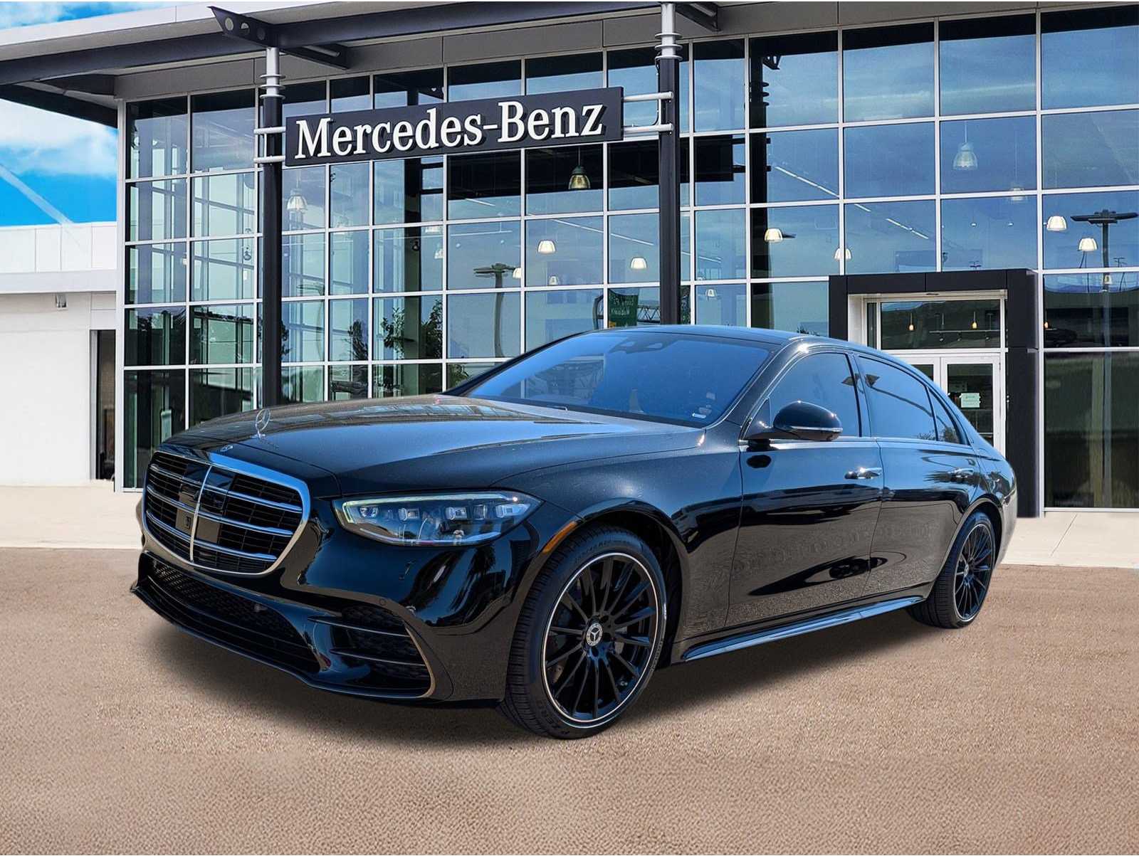 2025 Mercedes-Benz S-Class S 580e's photo