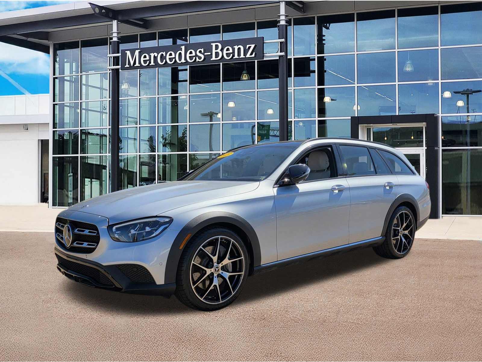 2023 Mercedes-Benz E-Class E450 All-Terrain's photo