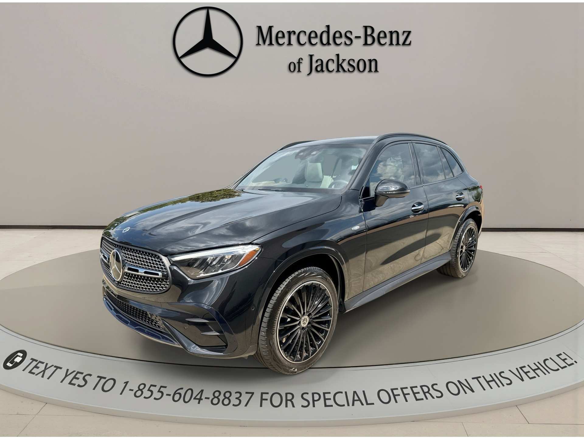 2025 Mercedes-Benz GLC