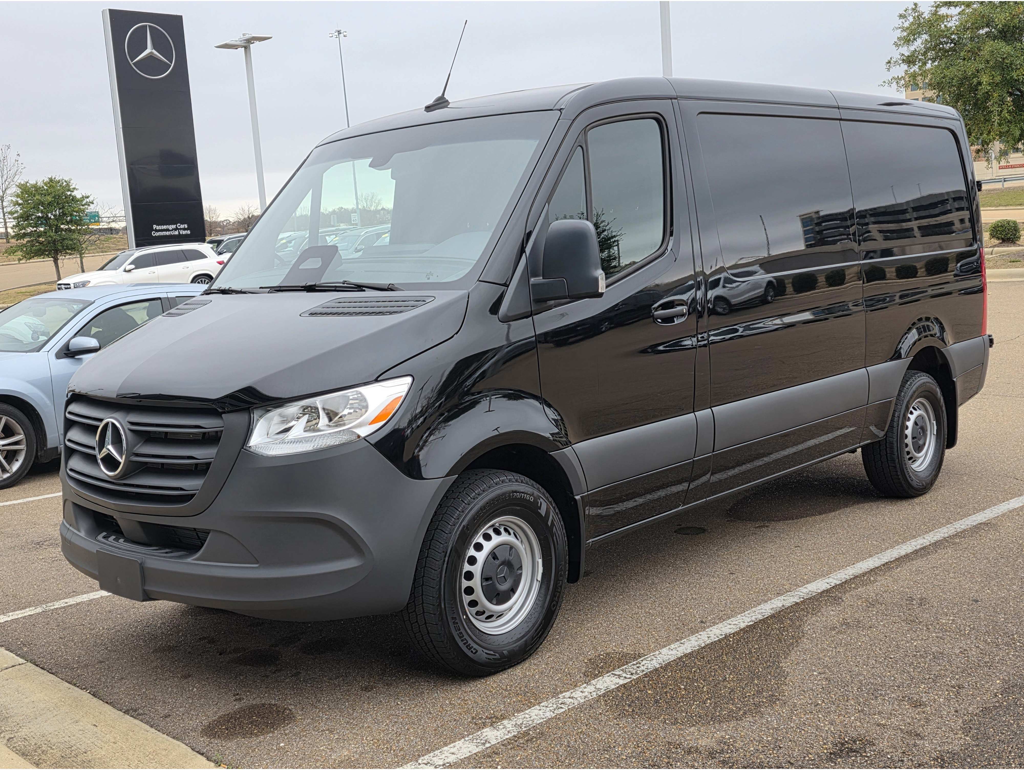 2025 Mercedes-Benz Sprinter Cargo Van Base's photo