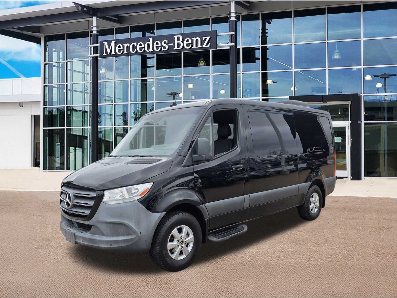 2020 Mercedes-Benz Sprinter Passenger Van Base's photo
