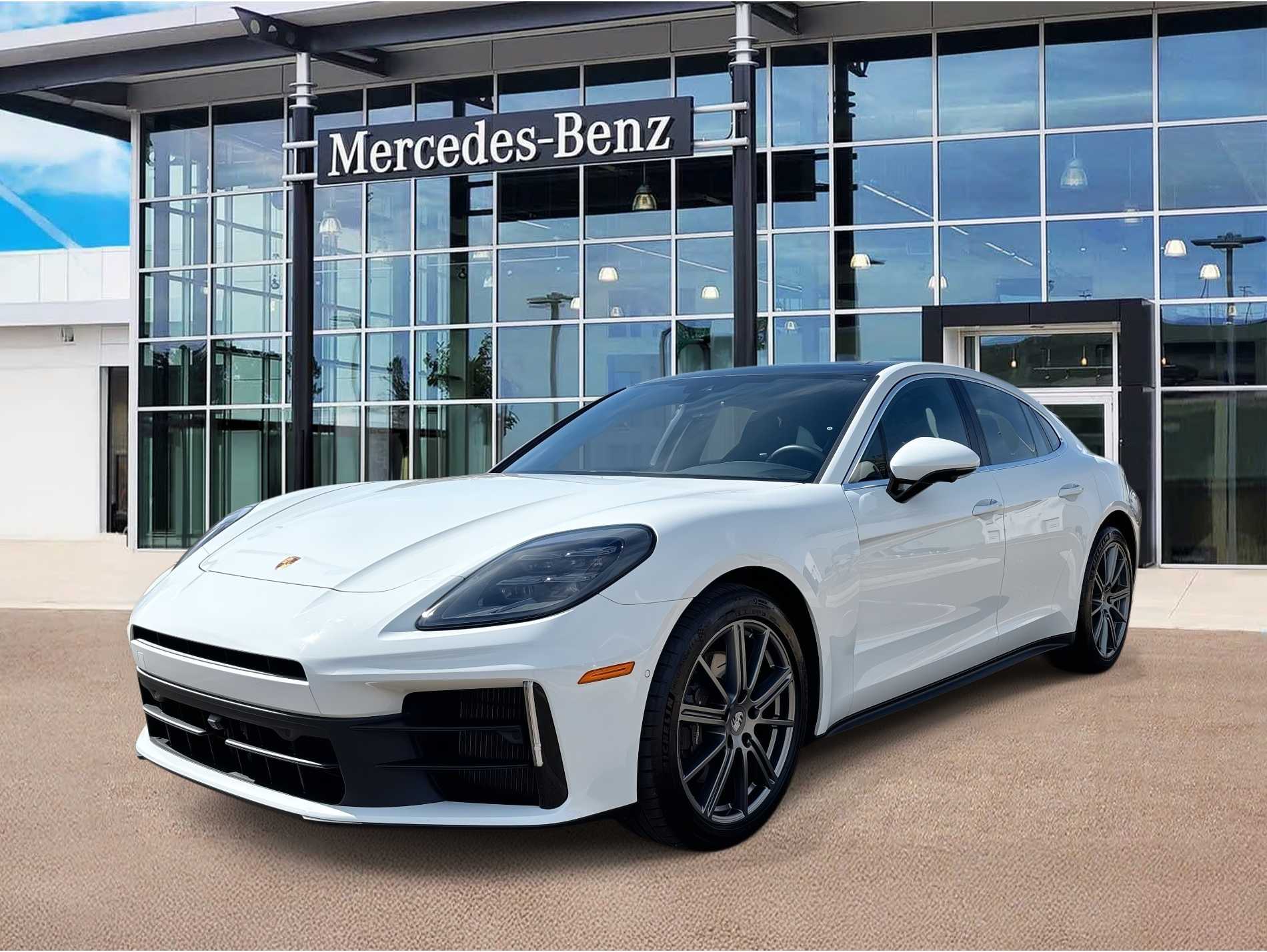 2025 Porsche Panamera Base