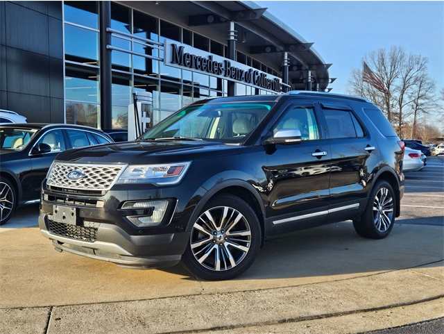 2016 Ford Explorer Platinum's photo