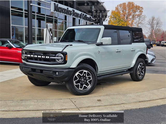 2022 Ford Bronco 4-Door Outer Banks