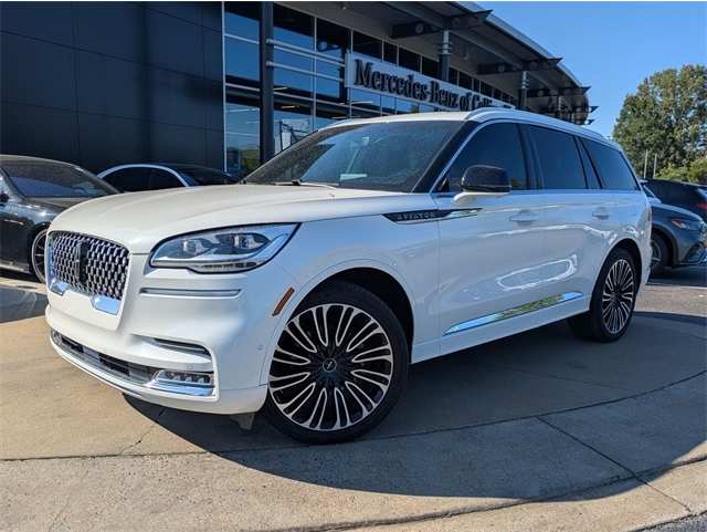 2024 Lincoln Aviator Black Label's photo