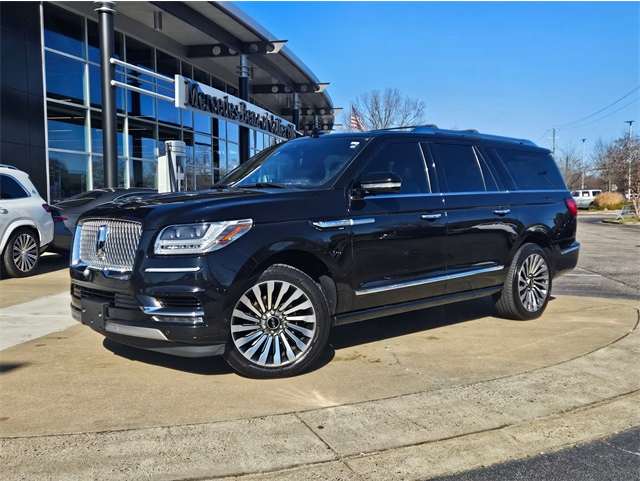 2019 Lincoln Navigator Reserve's photo