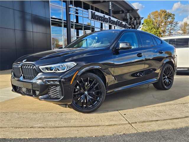 2023 BMW X6 40i's photo