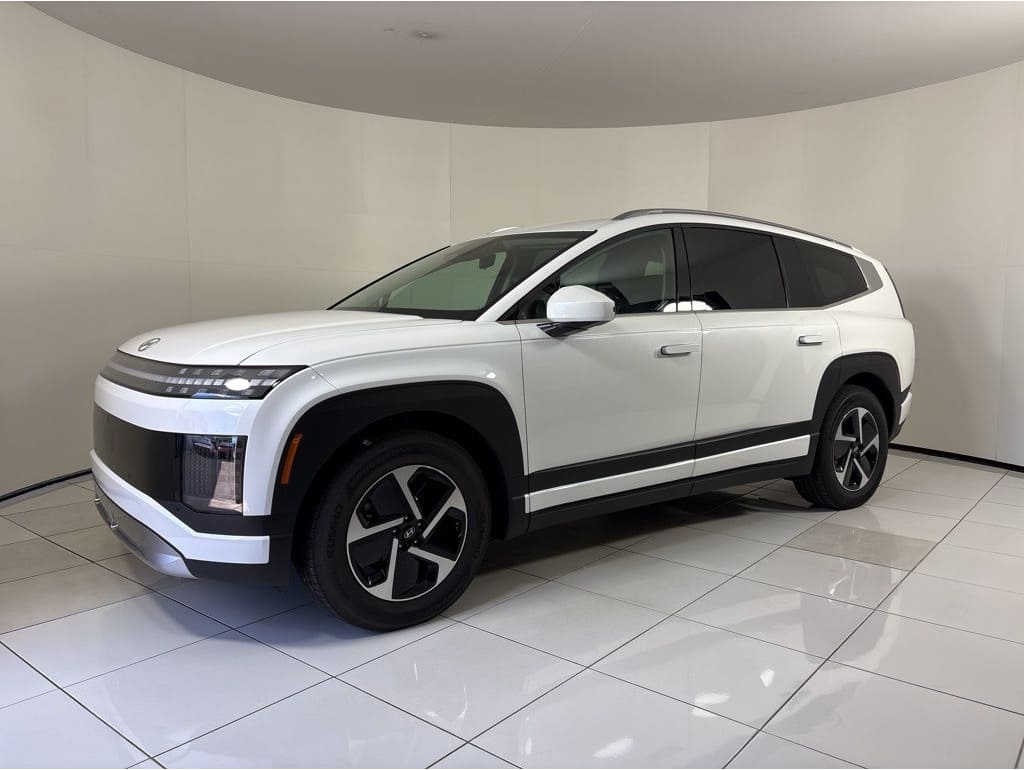 2026 Hyundai IONIQ 9 SE's photo