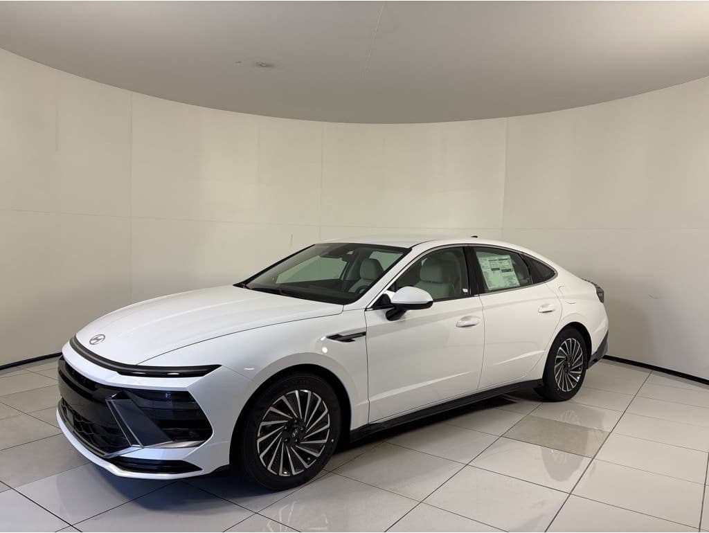 2025 Hyundai Sonata Hybrid SEL's photo