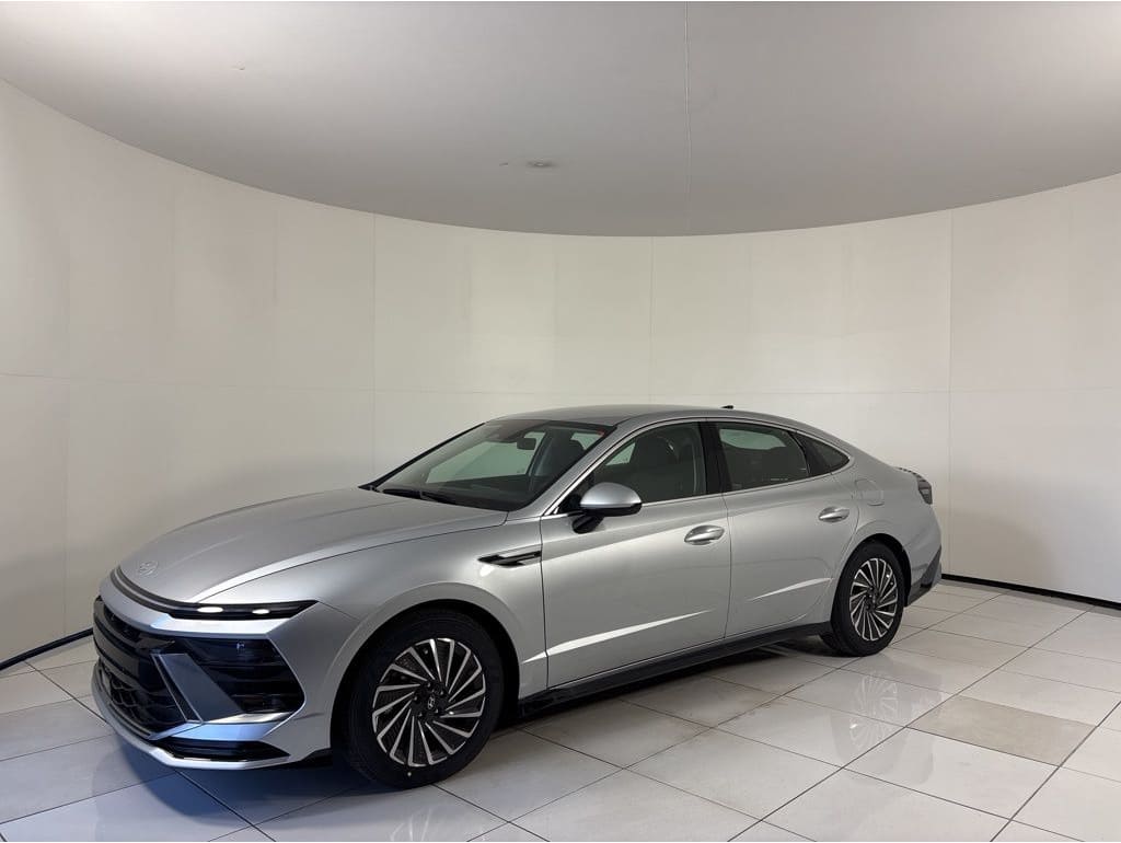 2025 Hyundai Sonata Hybrid SEL's photo