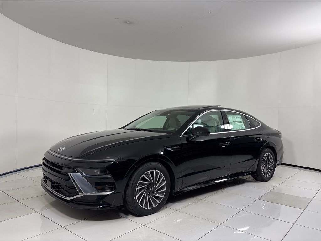 2025 Hyundai Sonata Hybrid Limited's photo