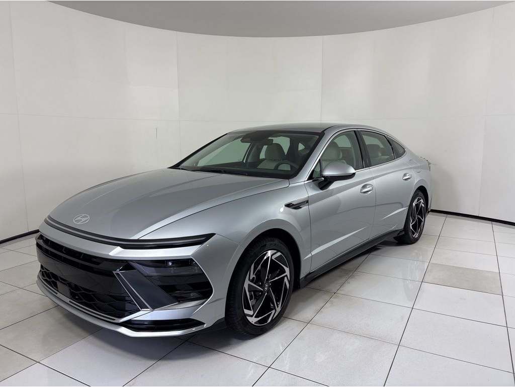2026 Hyundai Sonata SEL's photo