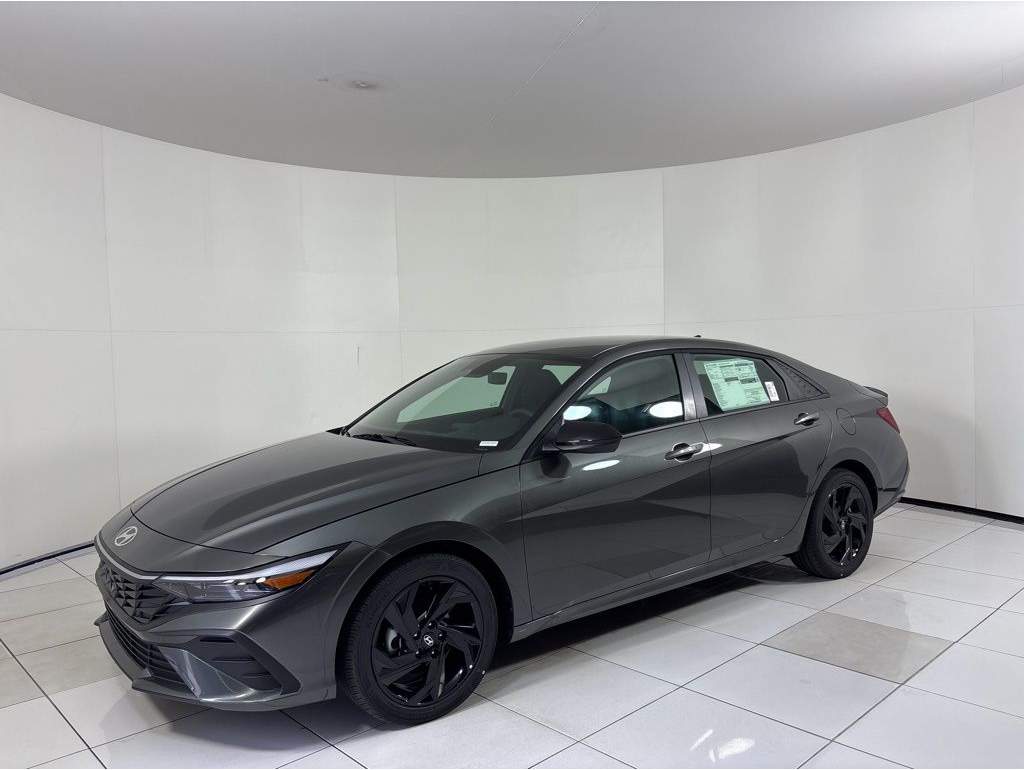 2026 Hyundai Elantra SEL's photo