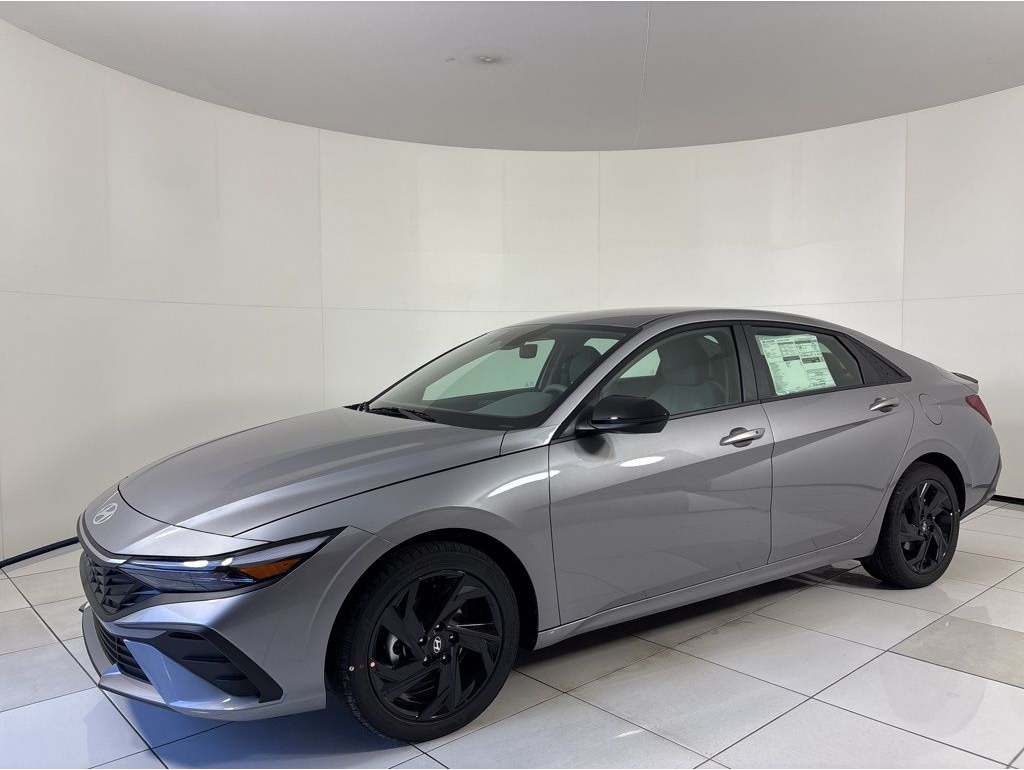 2026 Hyundai Elantra SEL's photo