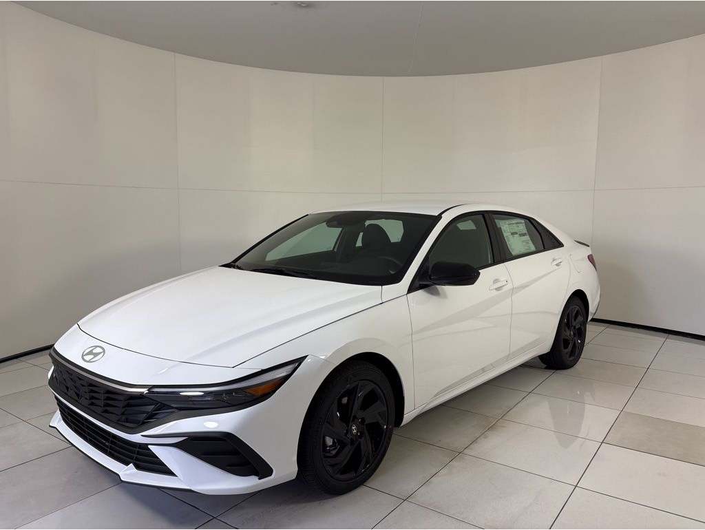 2026 Hyundai Elantra SEL's photo