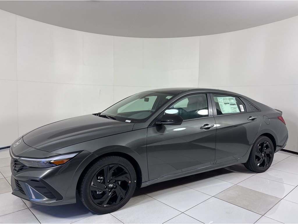 2026 Hyundai Elantra SEL's photo