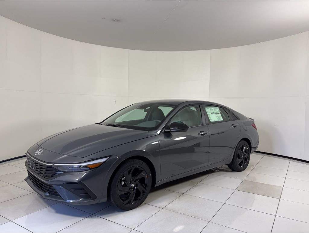 2026 Hyundai Elantra SEL's photo