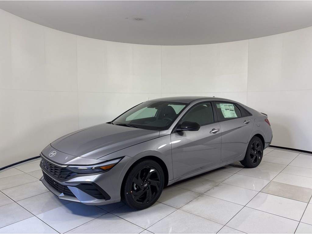 2026 Hyundai Elantra SEL's photo