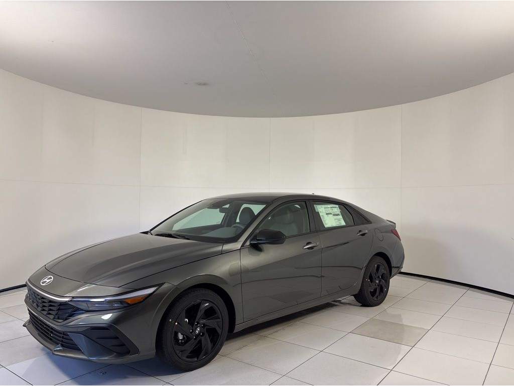 2026 Hyundai Elantra SEL's photo