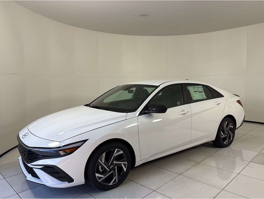 2025 Hyundai Elantra Blue's photo