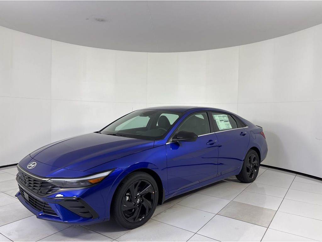 2026 Hyundai Elantra SEL's photo