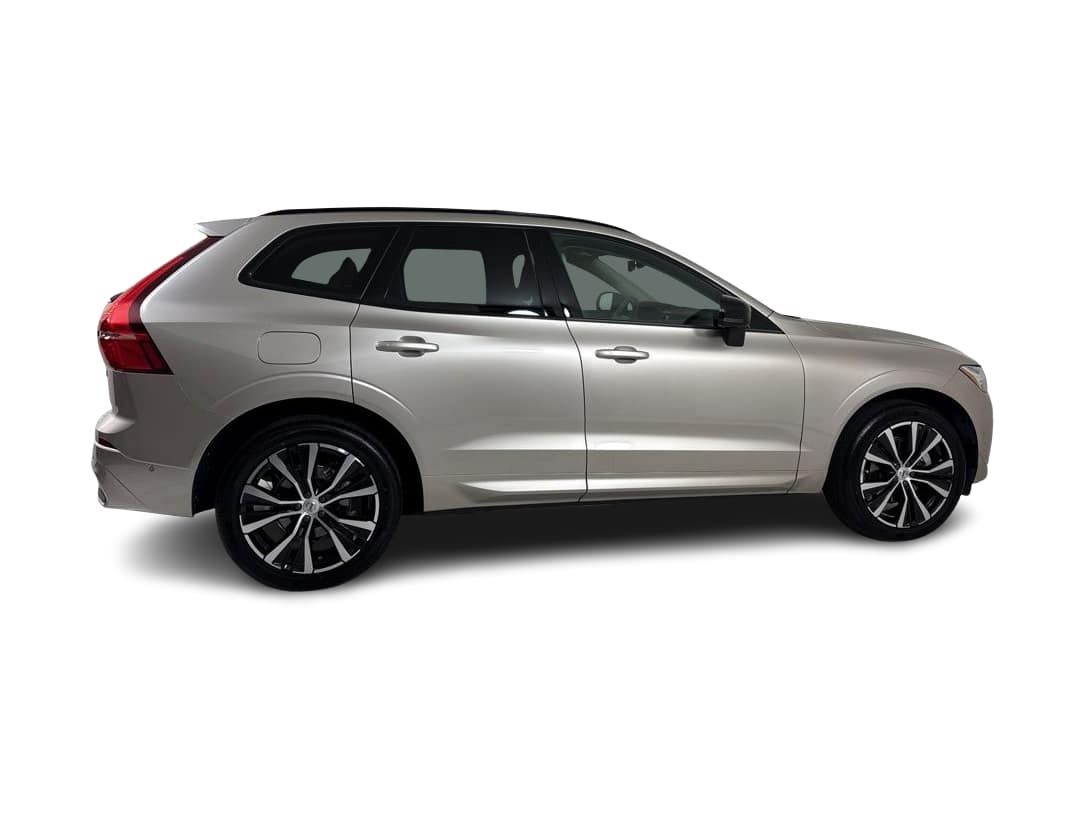 Thumbnail: 2023 Volvo XC60 - 1
