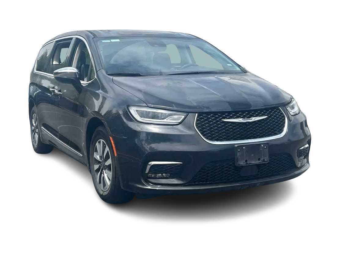 Thumbnail: 2023 Chrysler Pacifica - 1