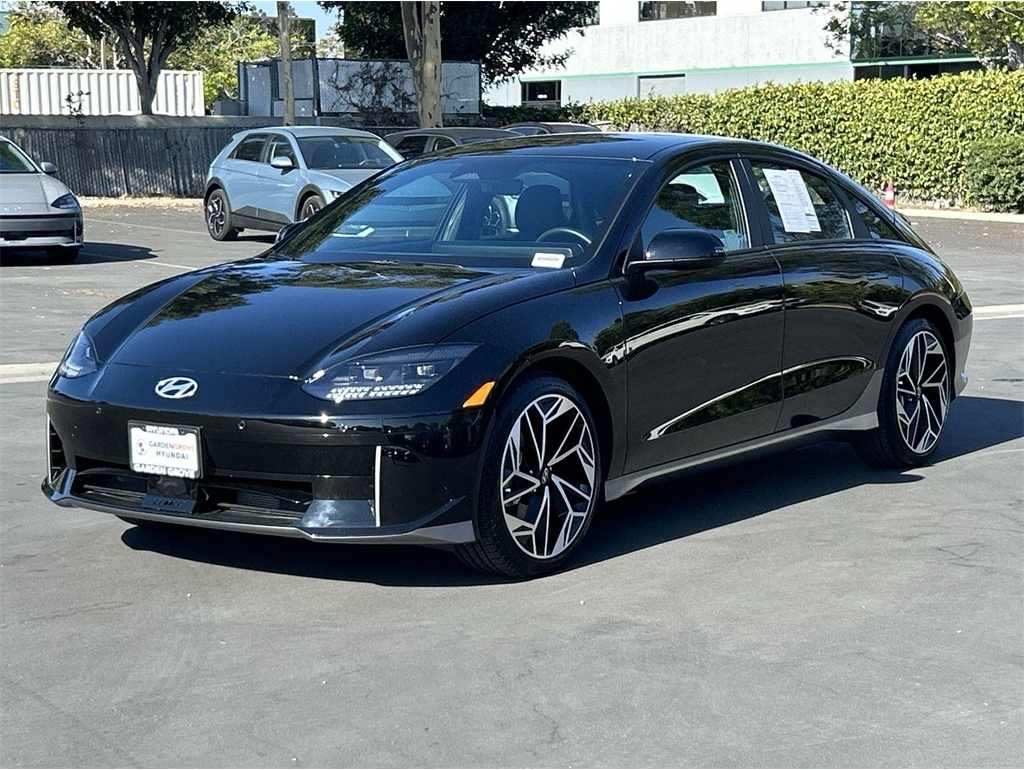 2025 Hyundai IONIQ 6 SEL's photo