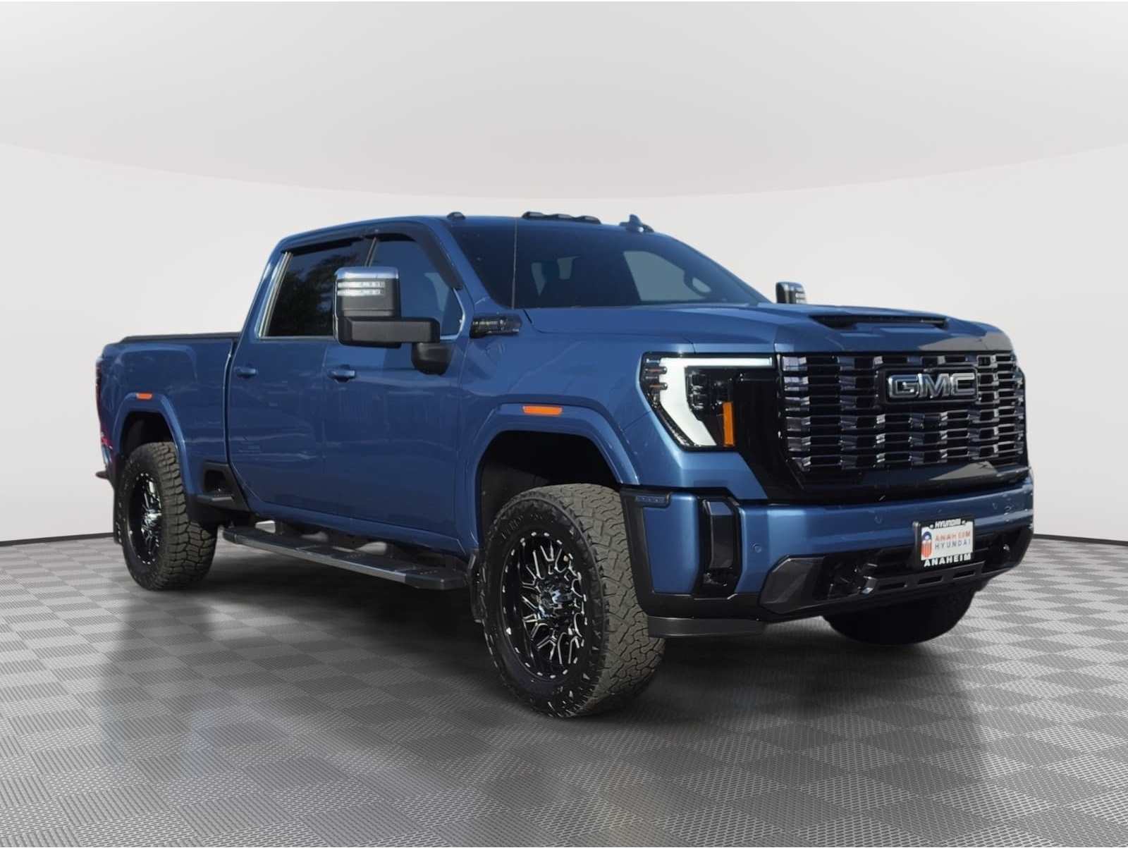 2025 GMC Sierra 2500HD Denali