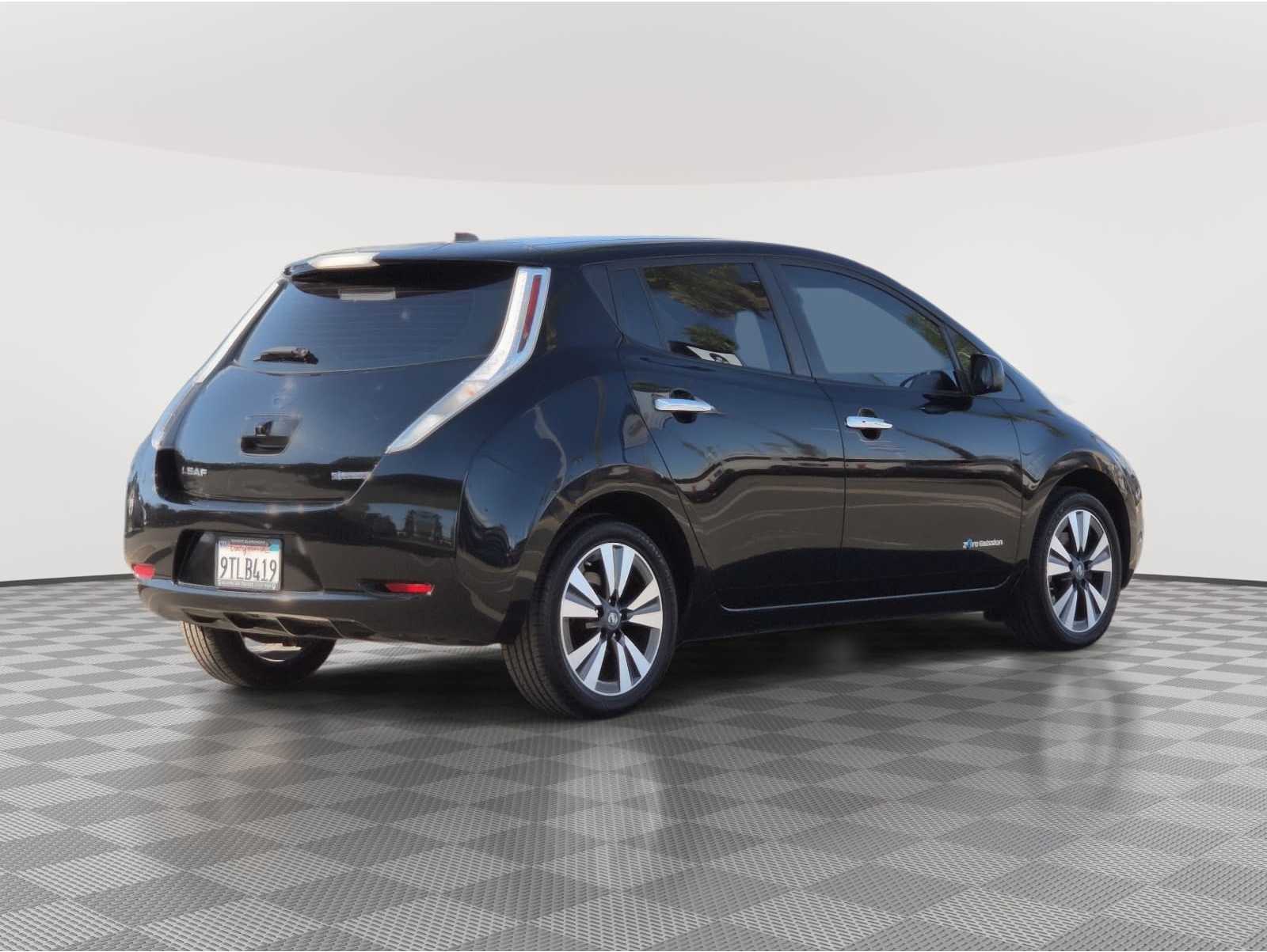 2017 Nissan LEAF