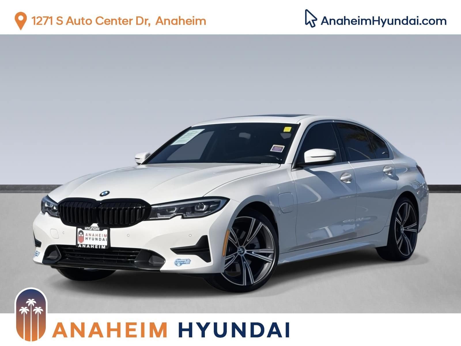 2021 BMW 3 Series 330e's photo