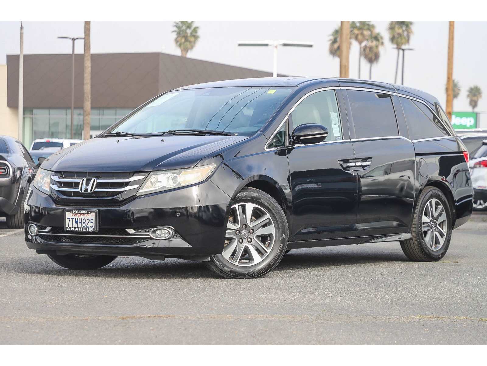 2016 Honda Odyssey Touring's photo