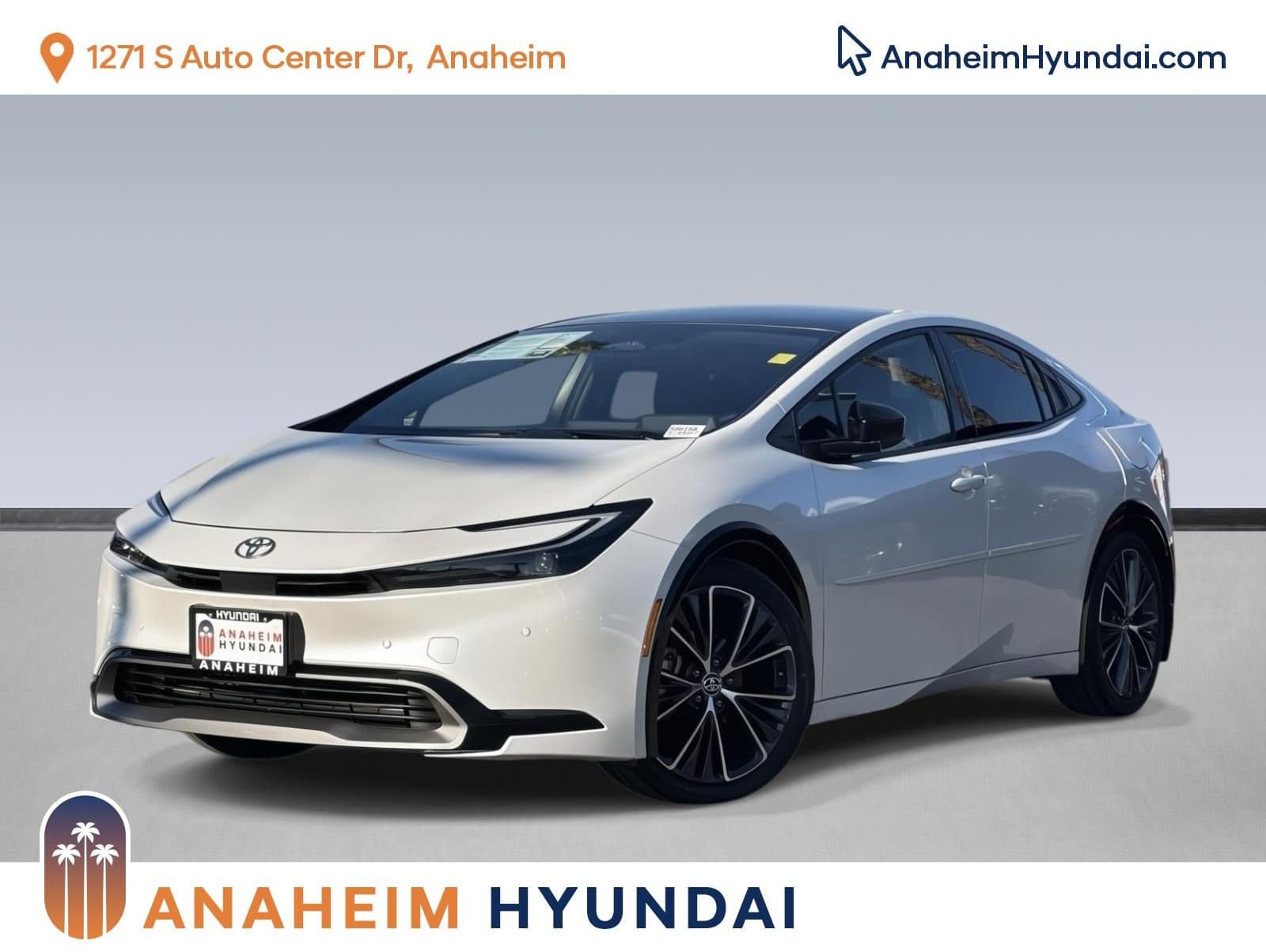 2024 Toyota Prius XLE's photo