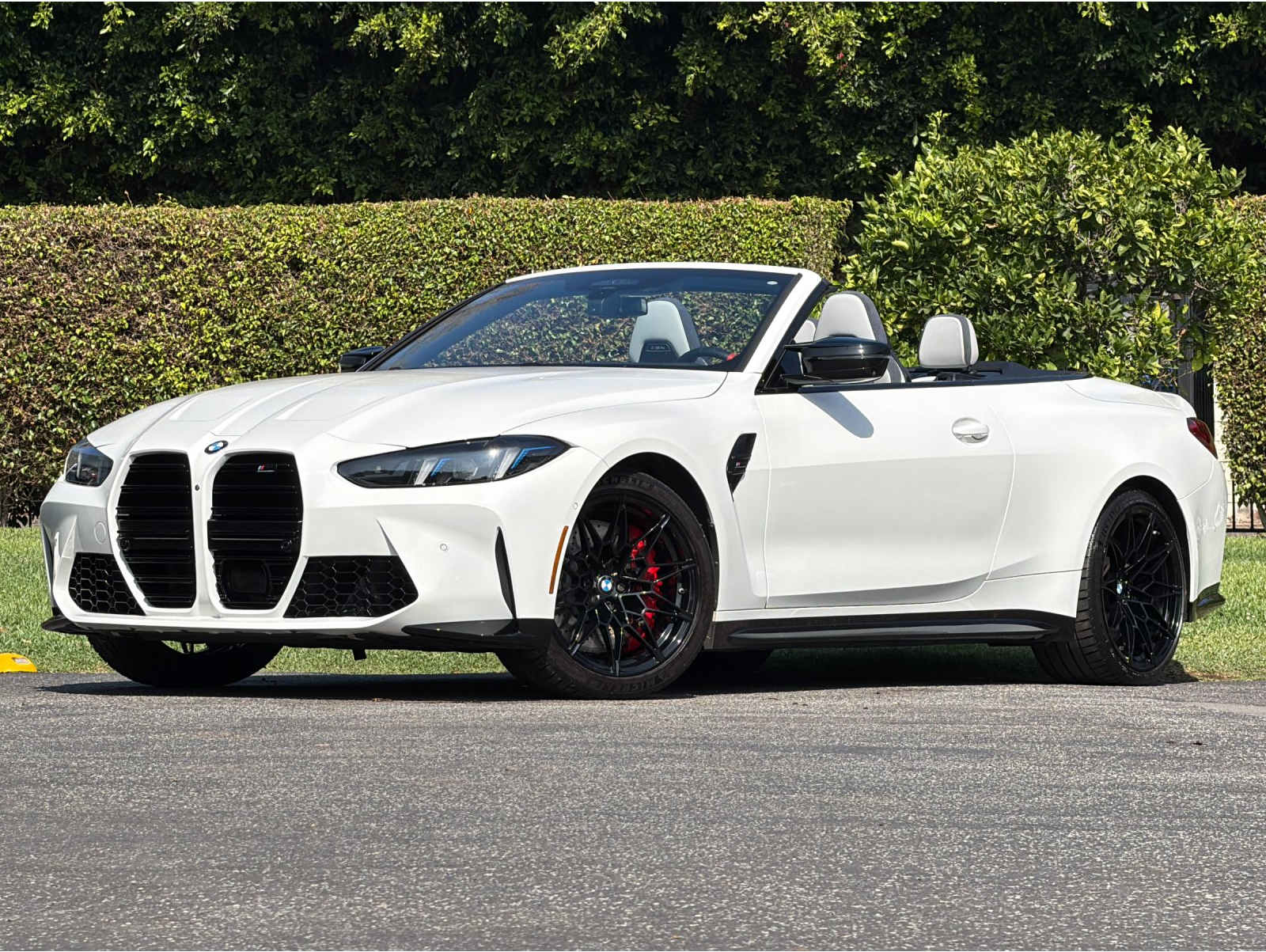 2025 BMW M4 Convertible