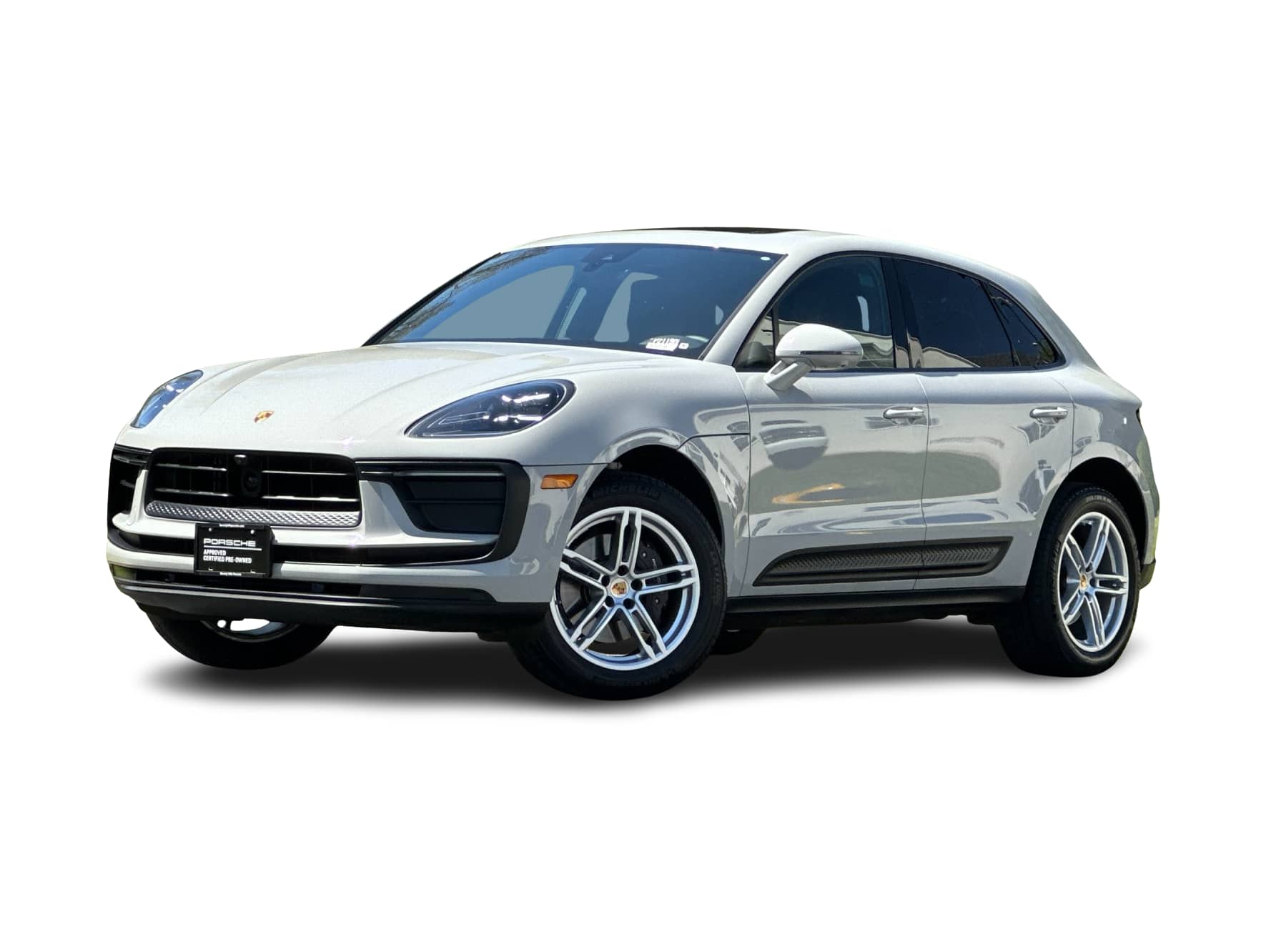 Thumbnail: 2025 Porsche Macan - 1