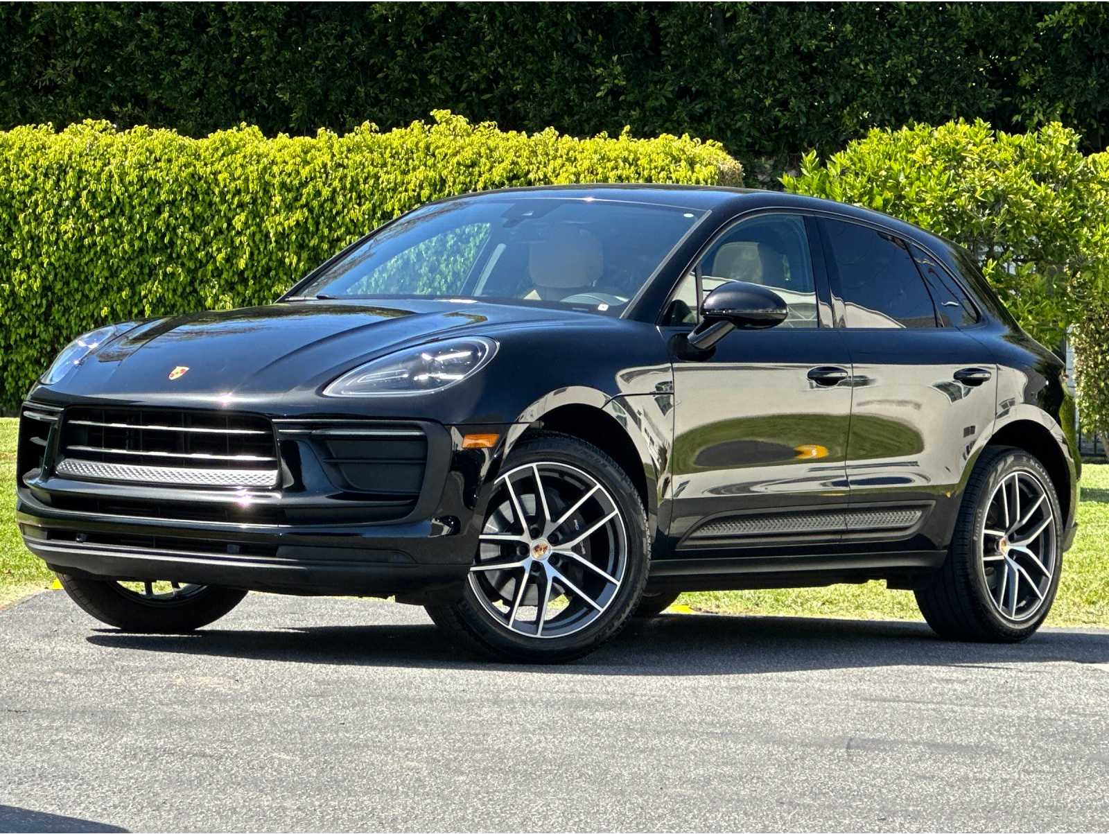 2022 Porsche Macan