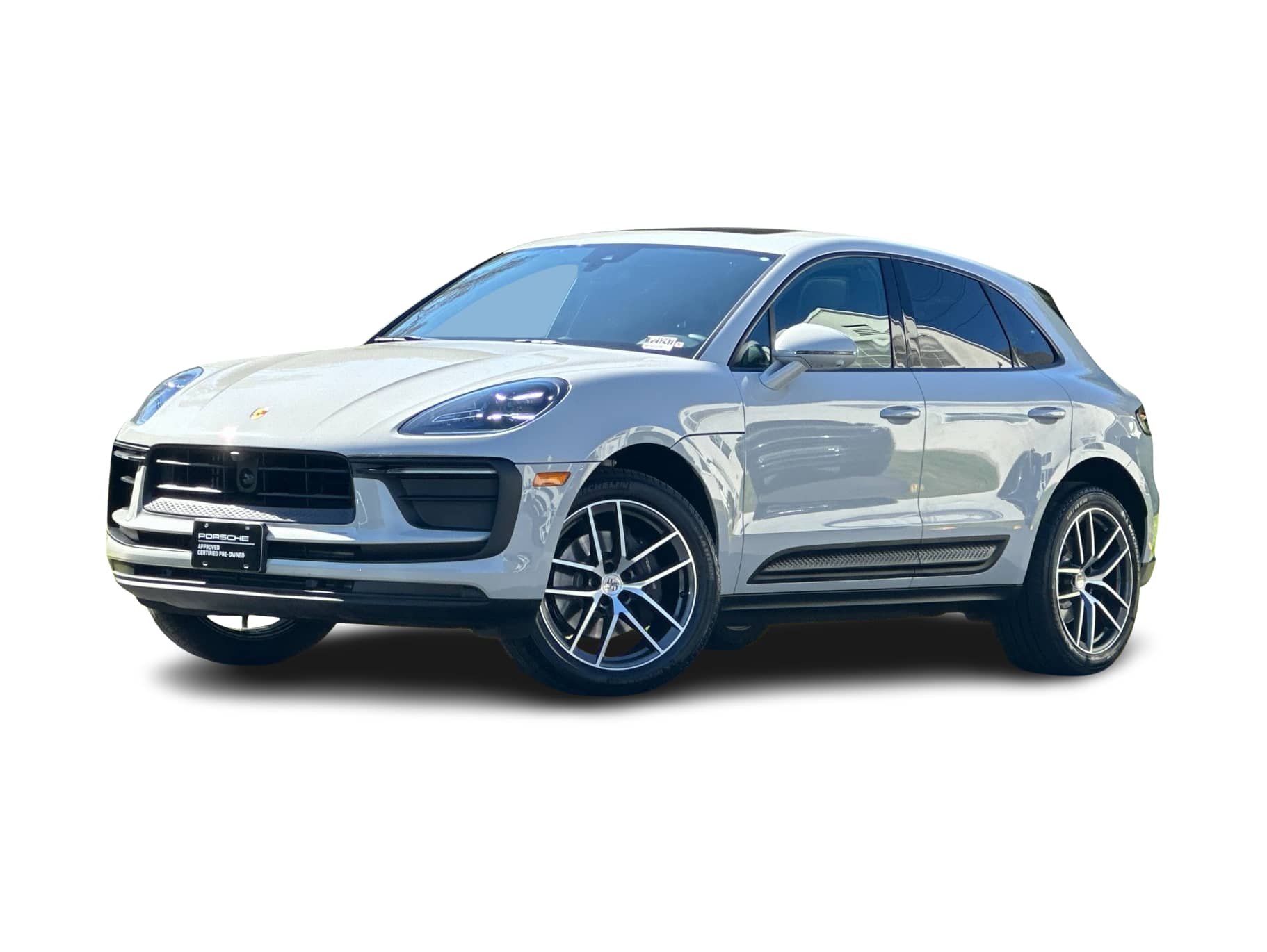 Thumbnail: 2025 Porsche Macan - 1