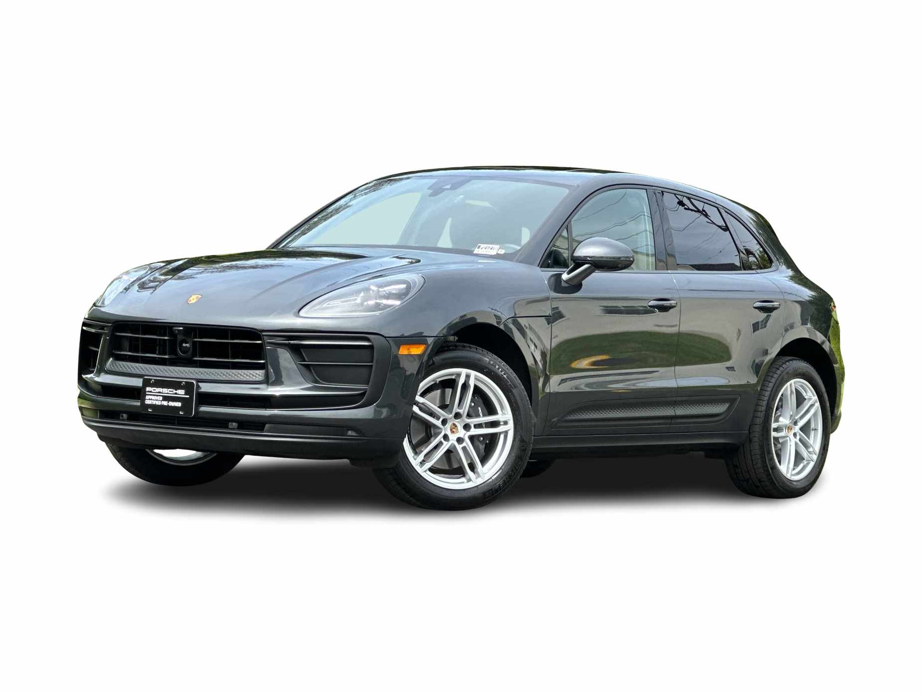 Thumbnail: 2025 Porsche Macan - 1