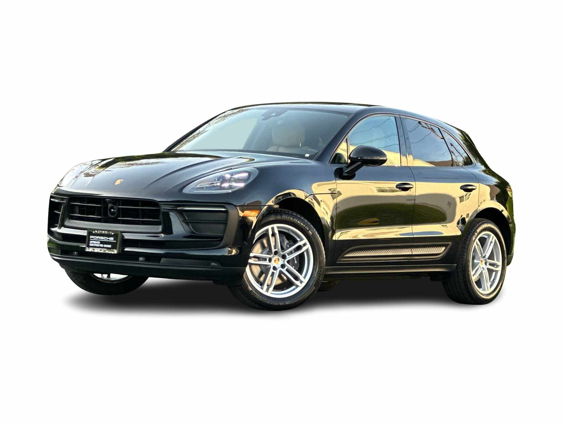 Thumbnail: 2025 Porsche Macan - 1