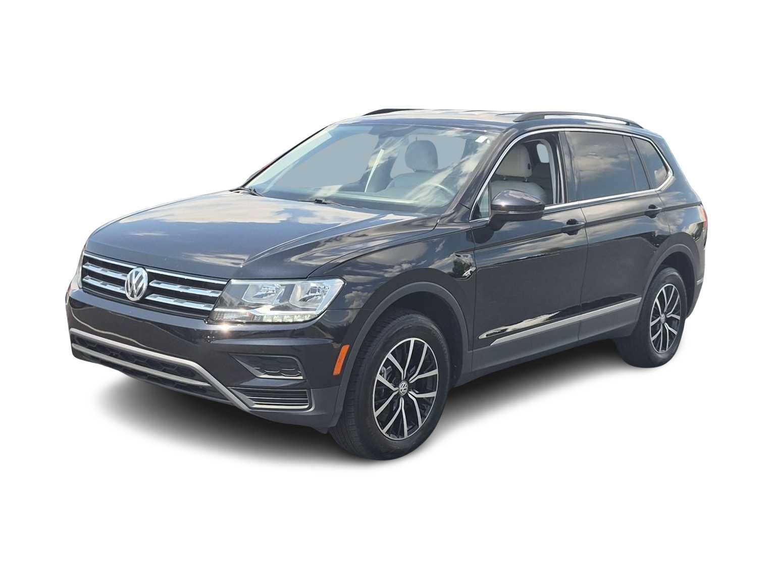 Thumbnail: 2021 Volkswagen Tiguan - 1