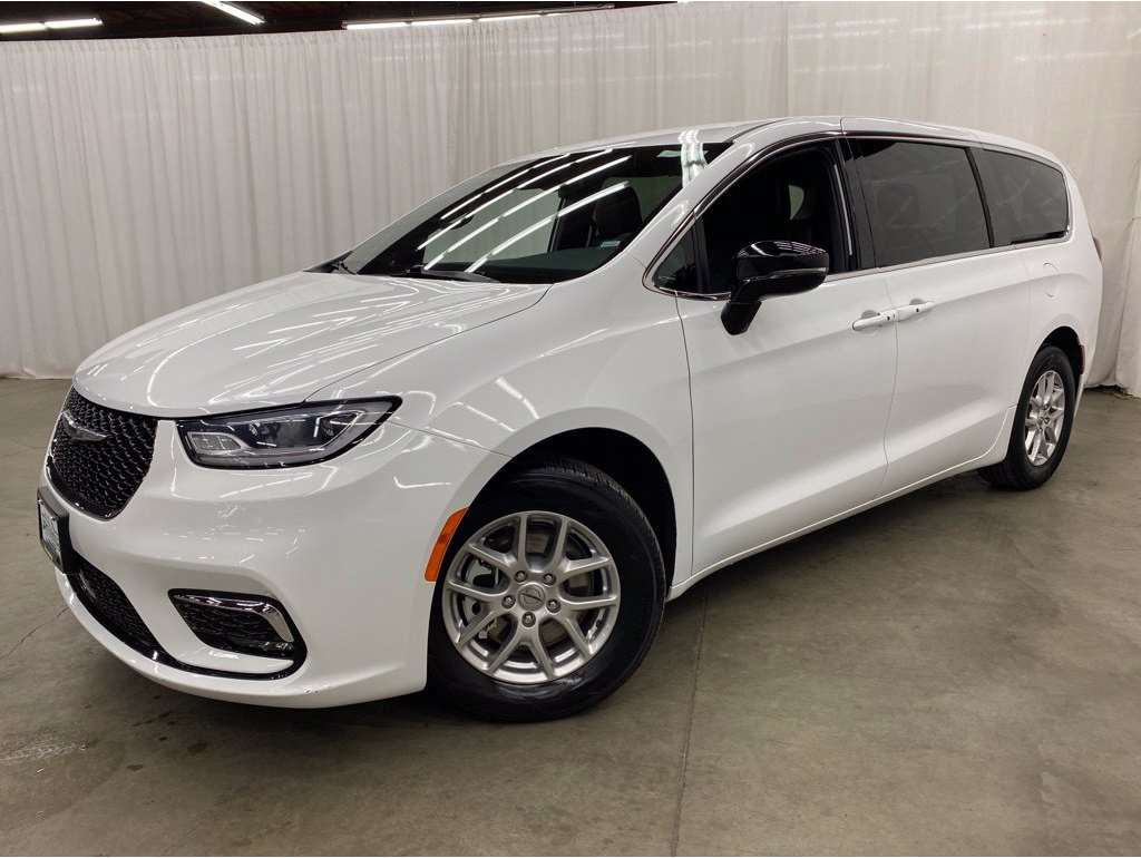 2025 Chrysler Pacifica