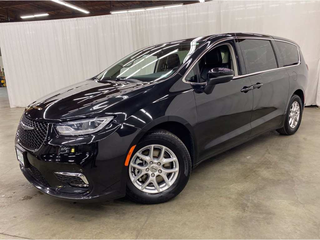 2023 Chrysler Pacifica